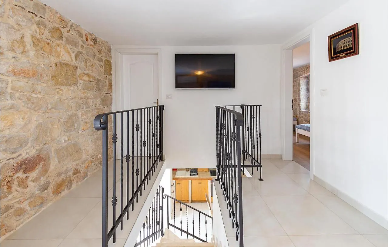 Awesome Home In Mihelici With Wifi Buici  0*, Buici (Istria) Kroatien